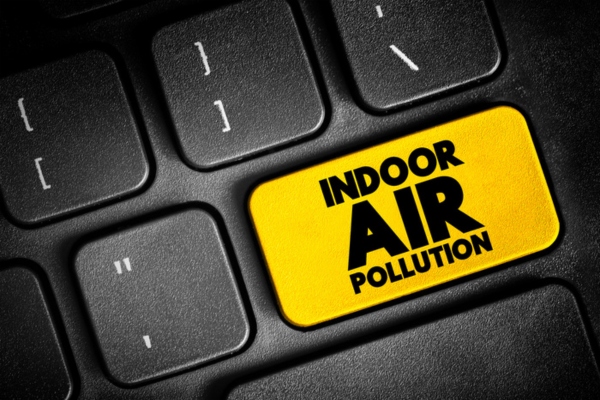 indoor air pollution written on keyboard key